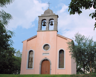 Chiesa a Vencò di Santa Halaena
