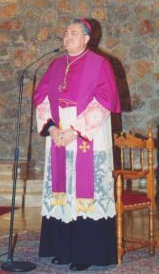 Vescovo Dino De Antoni