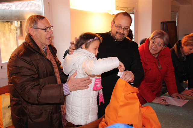 Estrazione biglietti lotteria missionaria 2015
