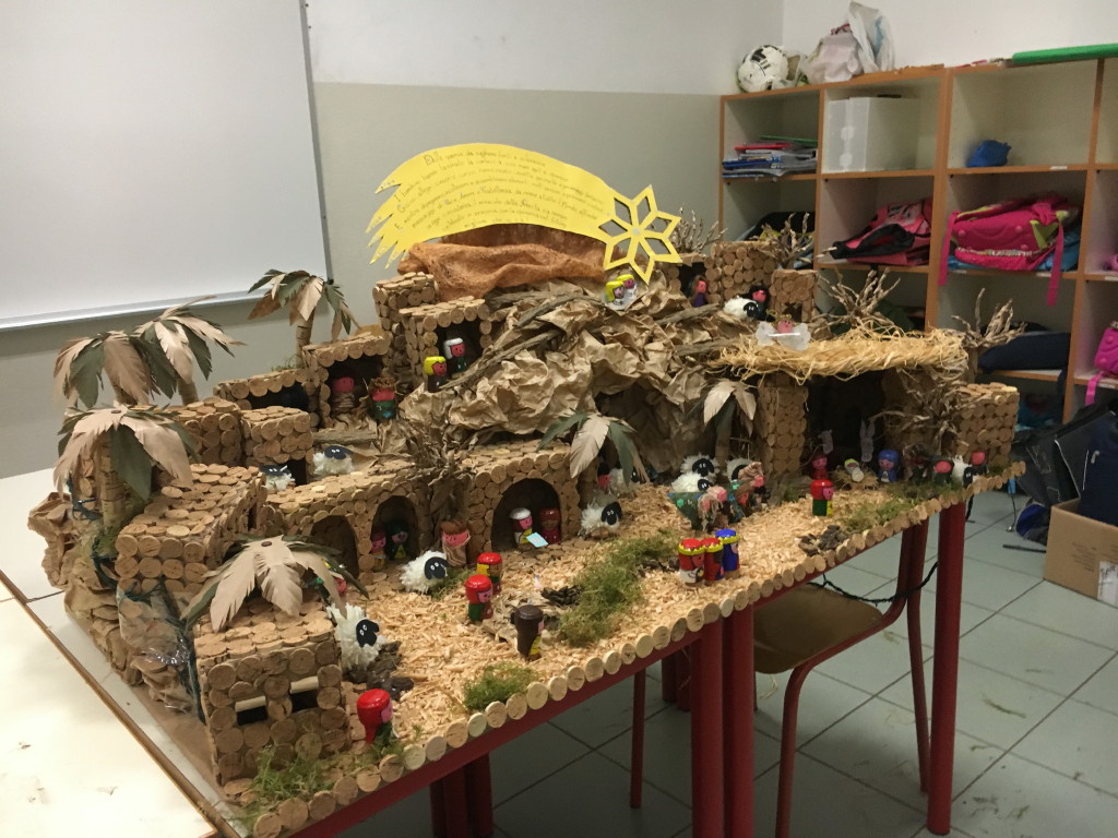 Presepe realizzato dagli alunni della scuola primaria "Manzoni" di Comorns